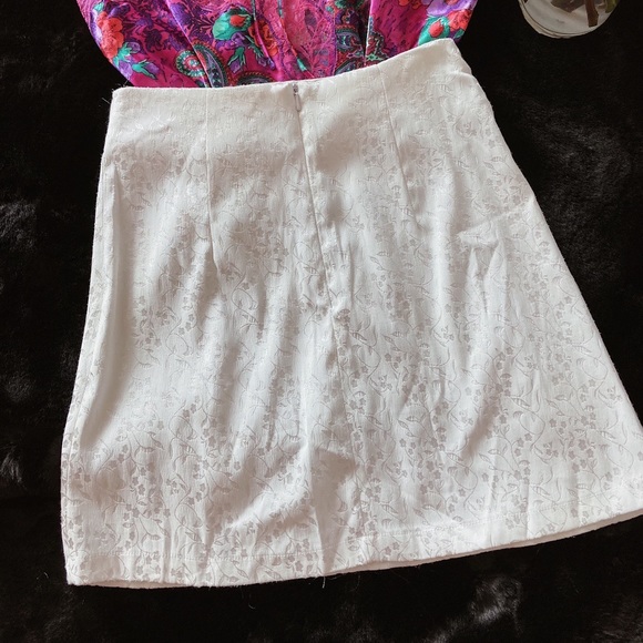 SOLD - Picture 2 of 4